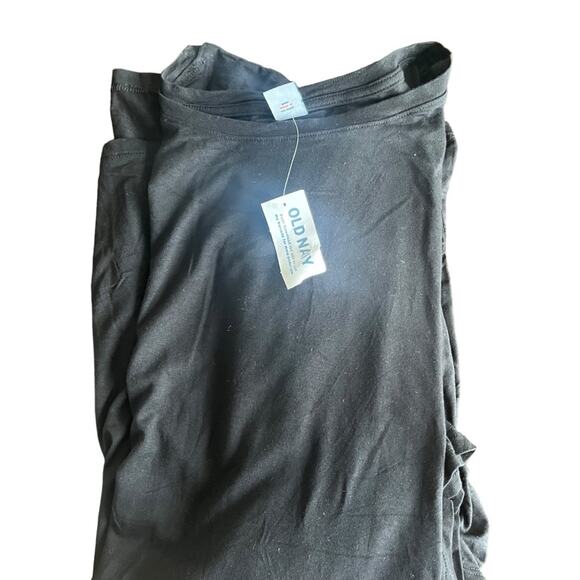 Old Navy Bright Pink and Cream Women's Tees - Picture 2 of 7